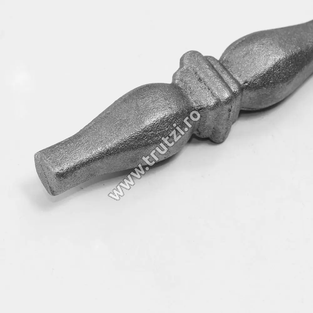Element de mijloc forjat din oțel bază 12x12mm, H 120mm, L 25mm