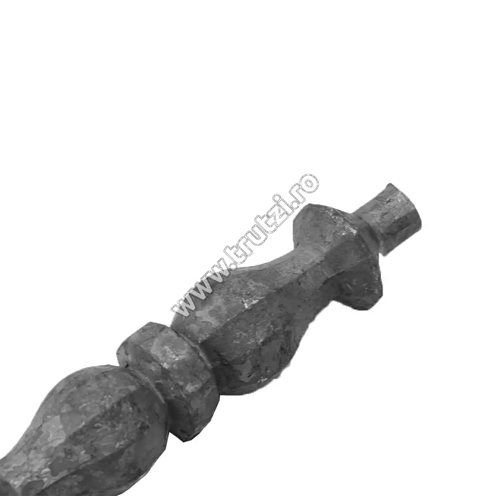 Element de mijloc forjat din oțel bază fi 12mm, H 140mm, L 28mm