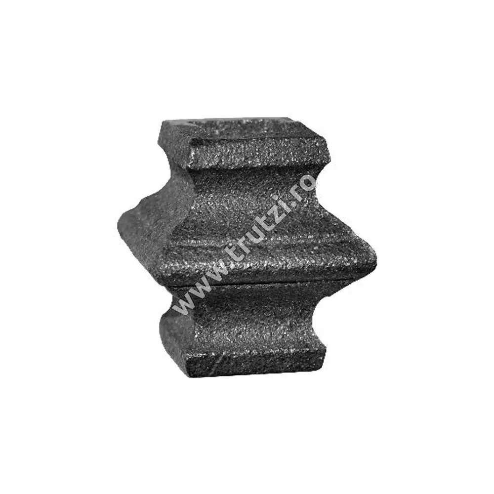 Imagine element de mijloc turnat gaura 16x16mm, h 43mm, l 42mm