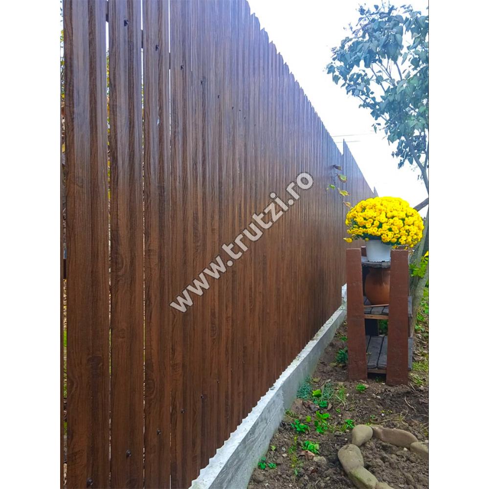 Șipcă metalică verticală gr.0.40 mm imitație lemn Nuc striat